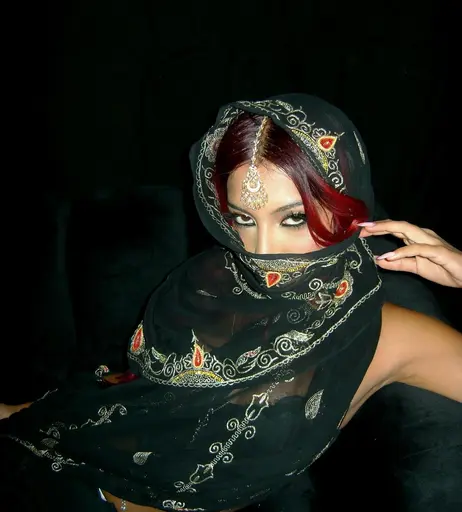Image 4452060 from LARA RAJ / lararajj (member of KATSEYE)