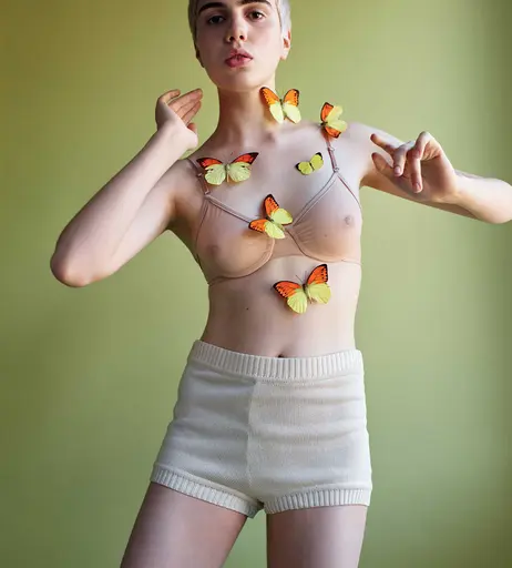 Image 4453340 from Julia Cumming (Sunflower Bean Singer/Bassist)