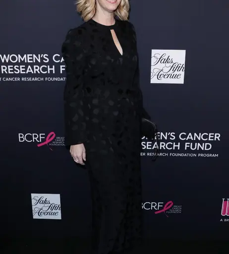 Image 4445389 from Lisa Kudrow