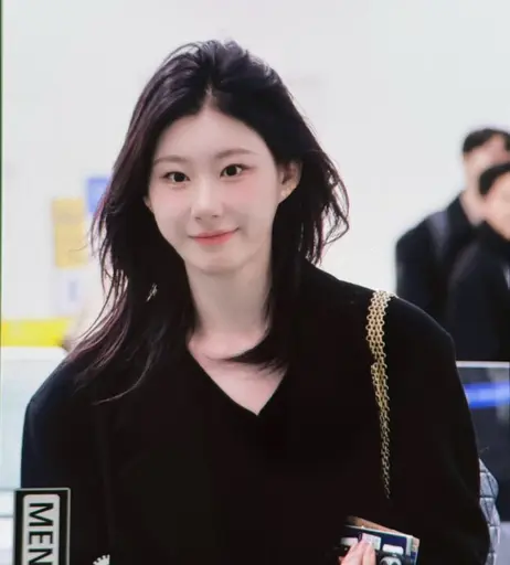 Image 4444556 from Chaeryeong - ITZY (채령)