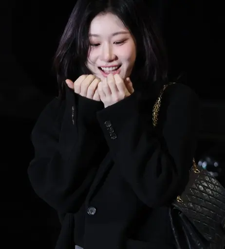 Image 4444462 from Chaeryeong - ITZY (채령)