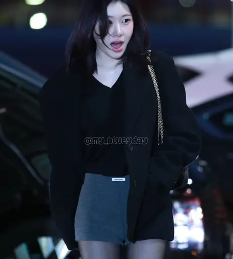 Image 4444666 from Chaeryeong - ITZY (채령)