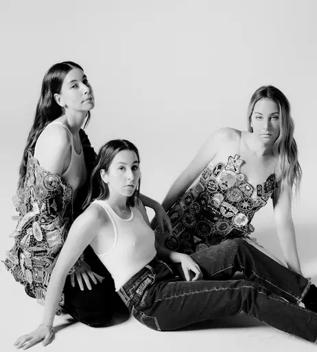 Image 4444011 from Haim Sisters