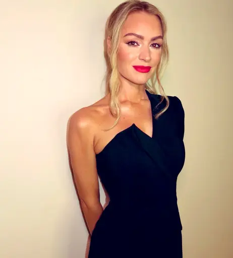 Image 4437354 from Laura Woods