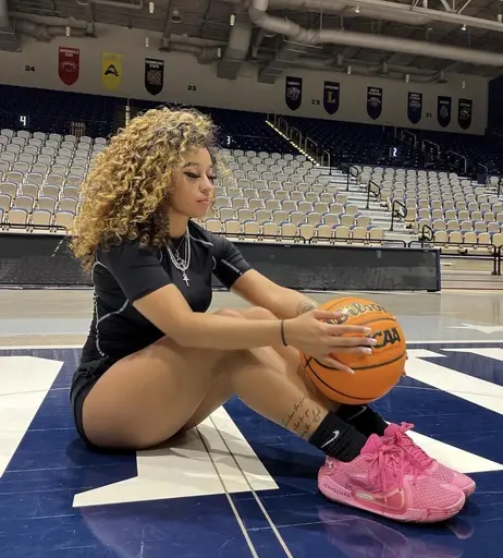 Image 4433505 from Lyric Swann / curlylyric22