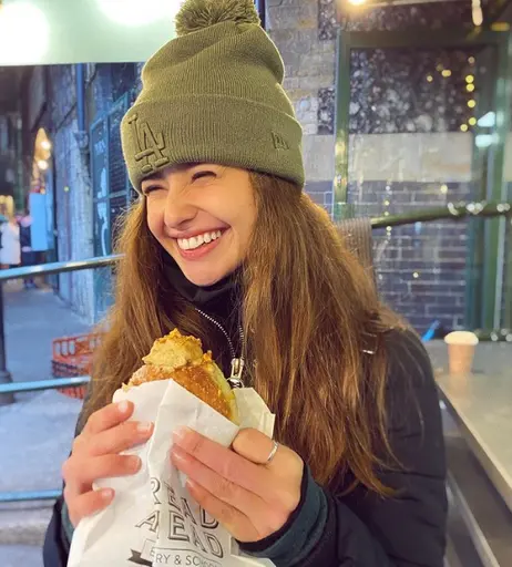 Image 4438316 from Holly Earl