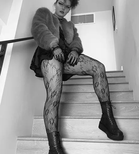 Image 4422354 from Camren Bicondova