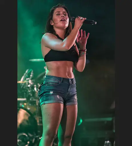 Image 4429773 from Anna Abreu