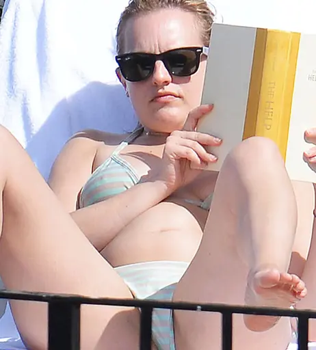 Image 4428176 from Elisabeth Moss