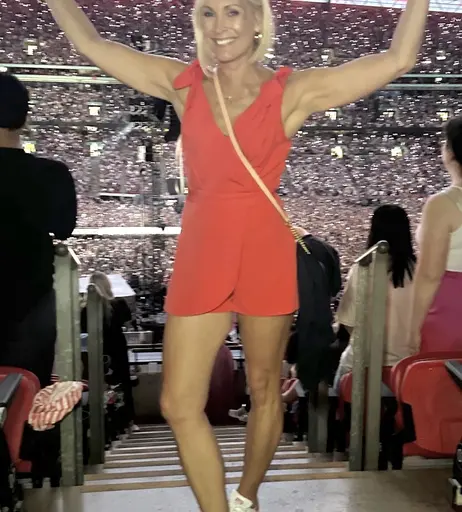 Image 4411146 from Jenni Falconer