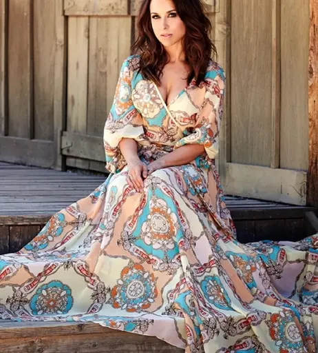 Image 4405646 from Lacey Chabert