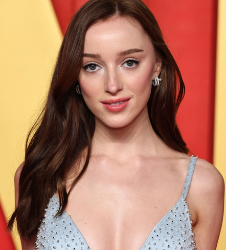 Image 4407319 from Phoebe Dynevor