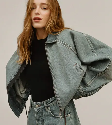 Image 4408578 from Phoebe Dynevor