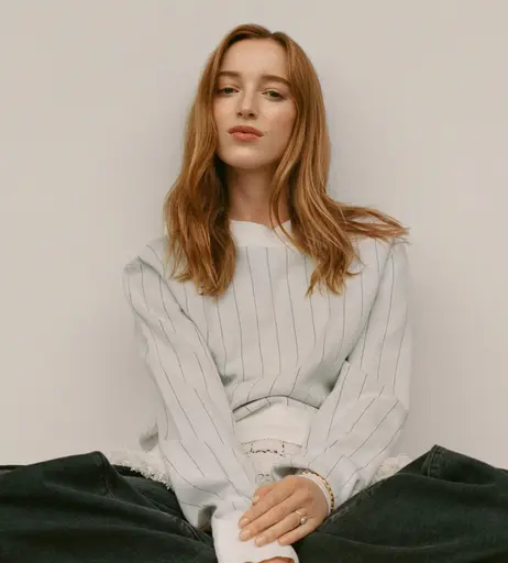 Image 4408395 from Phoebe Dynevor