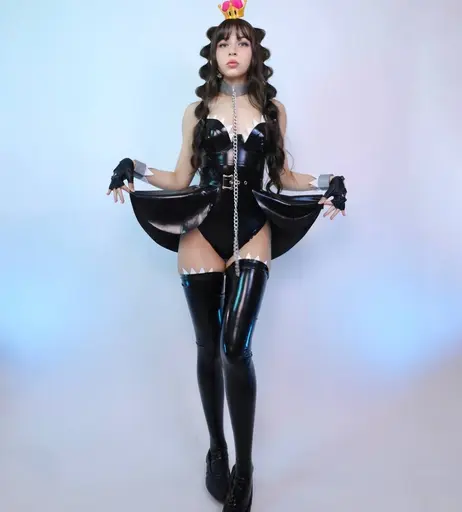 Image 4544258 from Amandadevil