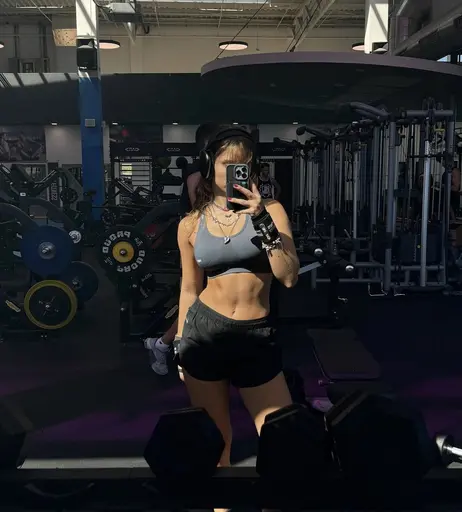 Image 4625396 from Fitbyalx