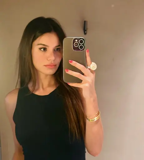 Image 4606509 from Madison Reed