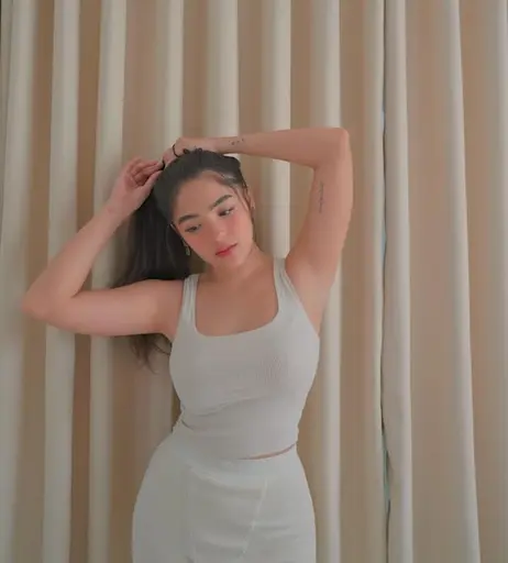 Image 4714835 from Andrea Brillantes / Blythe