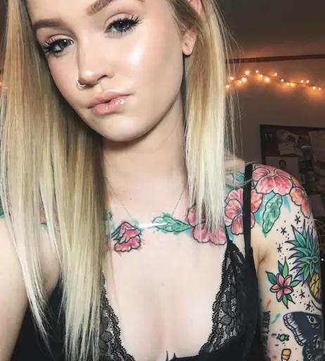Image 4706327 from Taysux // Taylor Haugen // miller white
