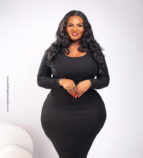 Image 4708770 from Yvonne Delali | yvonnedelali_model from perfectwrapgh