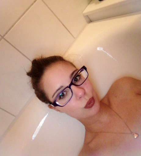 Image 404692 from Silvia Candido