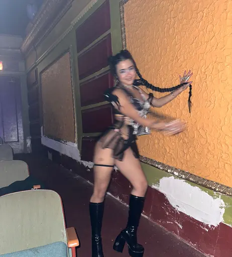 Image 4039171 from Mia Valentine