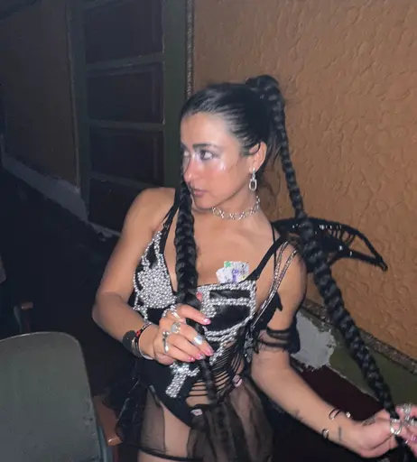 Image 4039006 from Mia Valentine