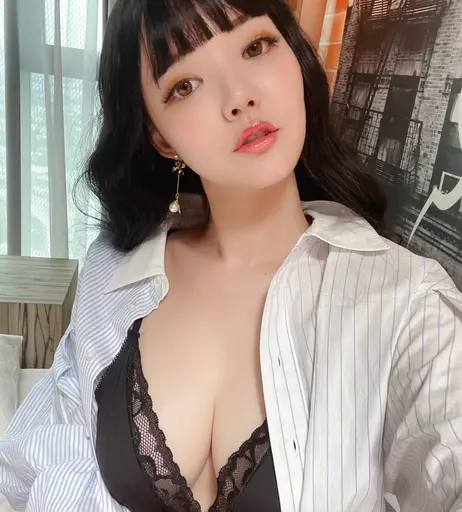 Image 7187978 from Ying Tze