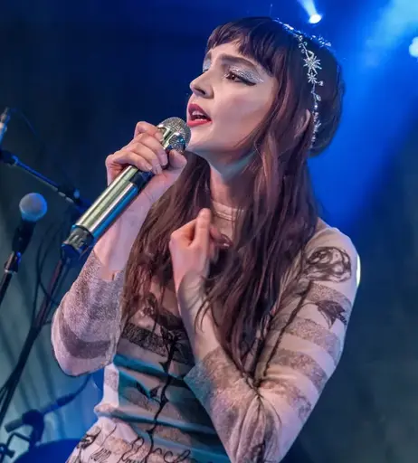 Image 7182854 from Lauren Mayberry (Singer)