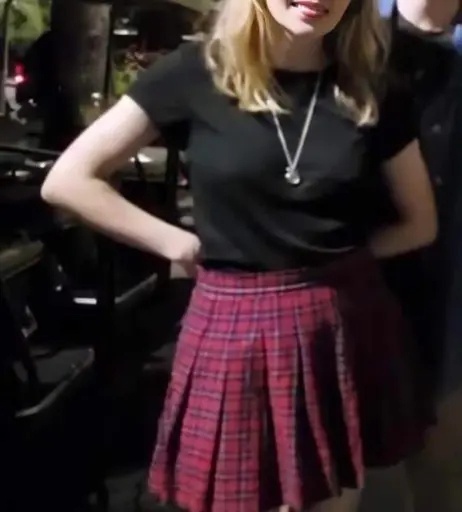 Image 7177659 from Lauren Mayberry (Singer)