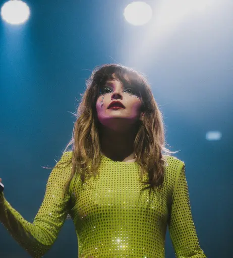 Image 7177646 from Lauren Mayberry (Singer)