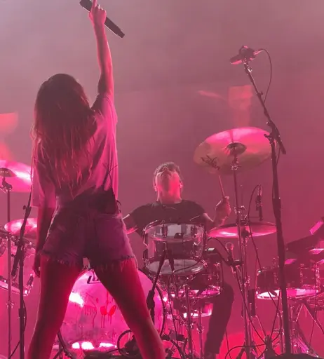 Image 7177635 from Lauren Mayberry (Singer)