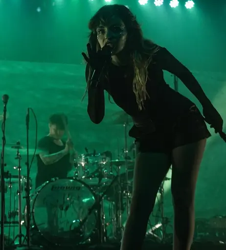 Image 7177627 from Lauren Mayberry (Singer)