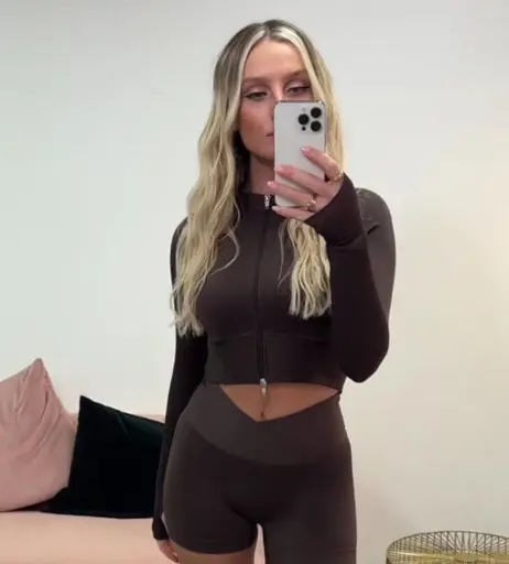 Image 7177317 from Perrie Edwards