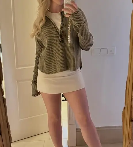 Image 7177932 from Perrie Edwards