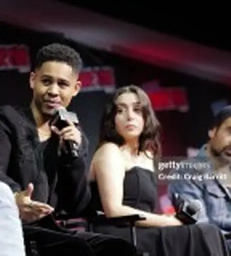 Image 7171829 from Cristin Milioti