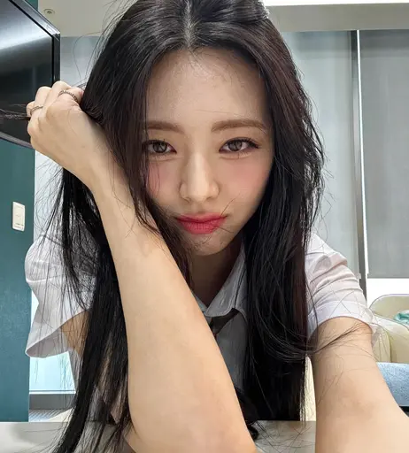 Image 7166540 from Yuna - ITZY (유나, Shin Yu Na)