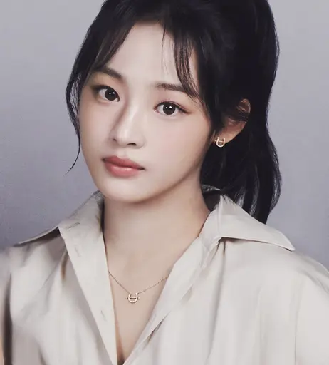 Image 7164531 from Minji (NewJeans)
