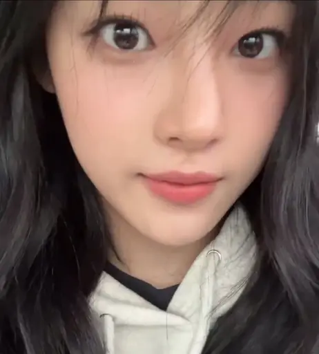 Image 7164525 from Minji (NewJeans)