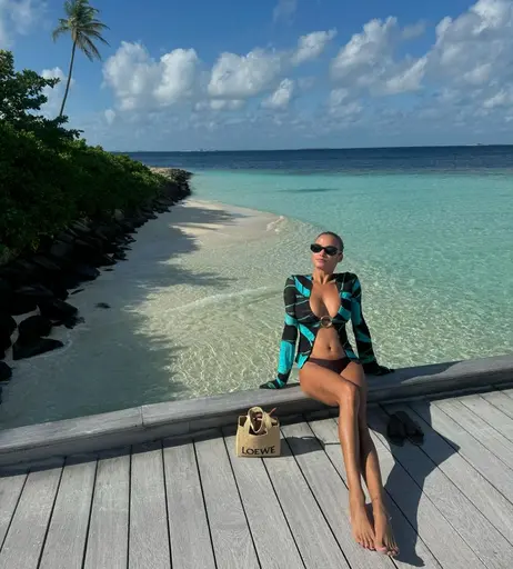 Image 7164058 from Rose Bertram Model/SI Swimsuit
