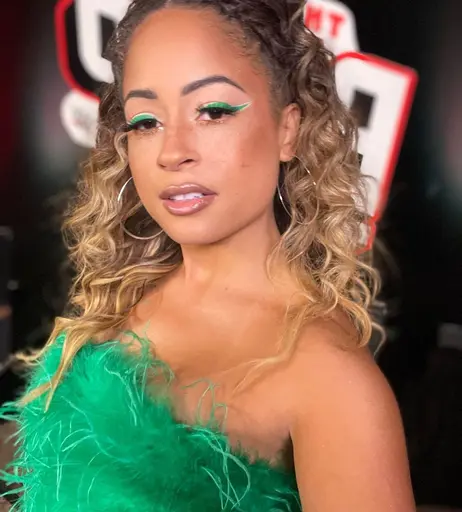 Image 7160169 from Kayla Braxton