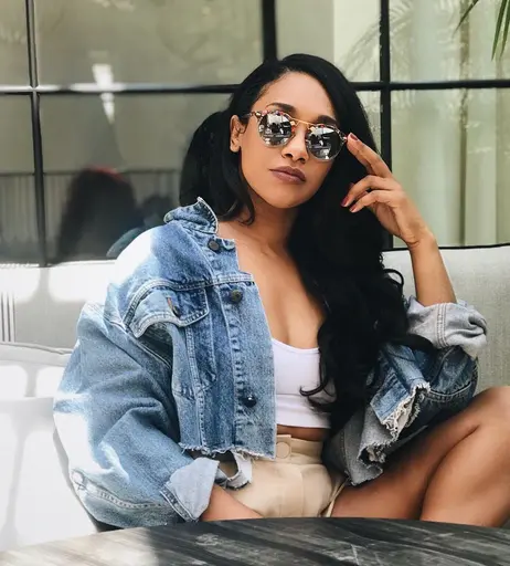 Image 7168684 from Candice patton