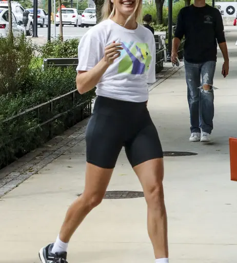 Image 7168607 from Eugenie &quot;Genie&quot; Bouchard