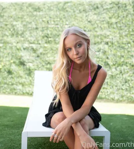 Image 7137513 from Morgan Cryer MorganCryer themorgancryer