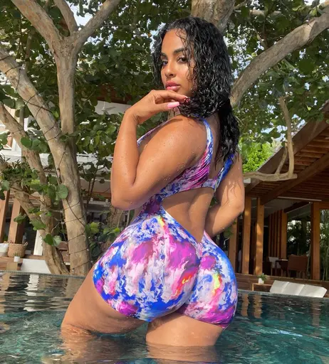 Image 7120112 from Ayisha Diaz