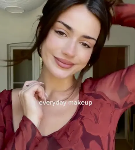 Image 7105070 from Charlotte Argyrou