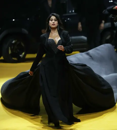 Image 7262871 from Janhvi Kapoor