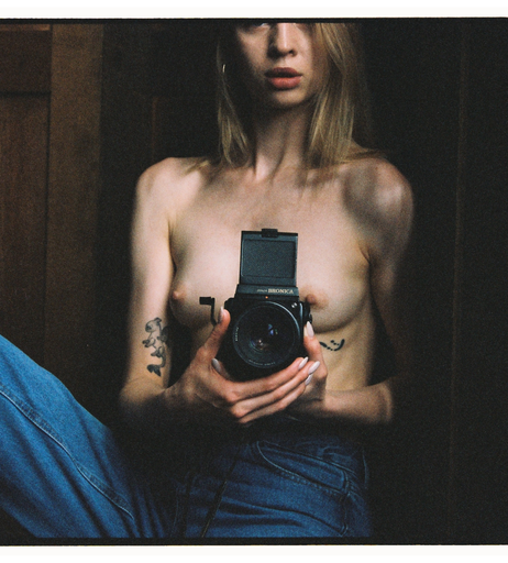 Image 7254233 from Elloise