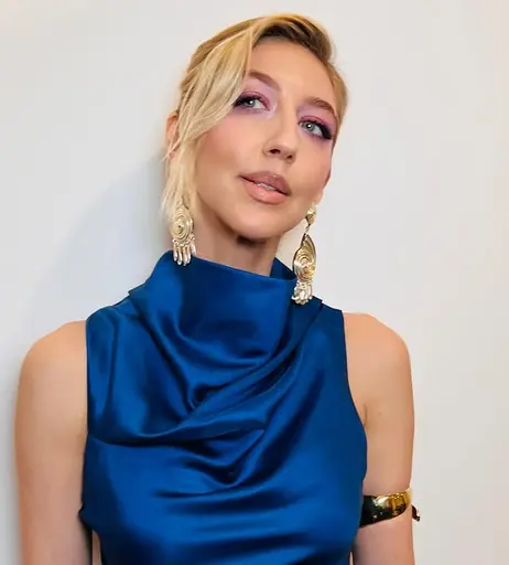 Image 7253779 from Heidi Gardner