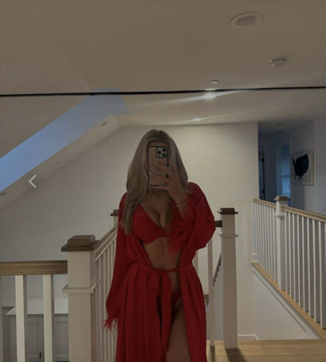 Image 7389854 from Hailey sigmond